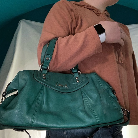 Turquoise Coach (authentic) Crossbody/Shoulder Bag - Picture 3 of 5